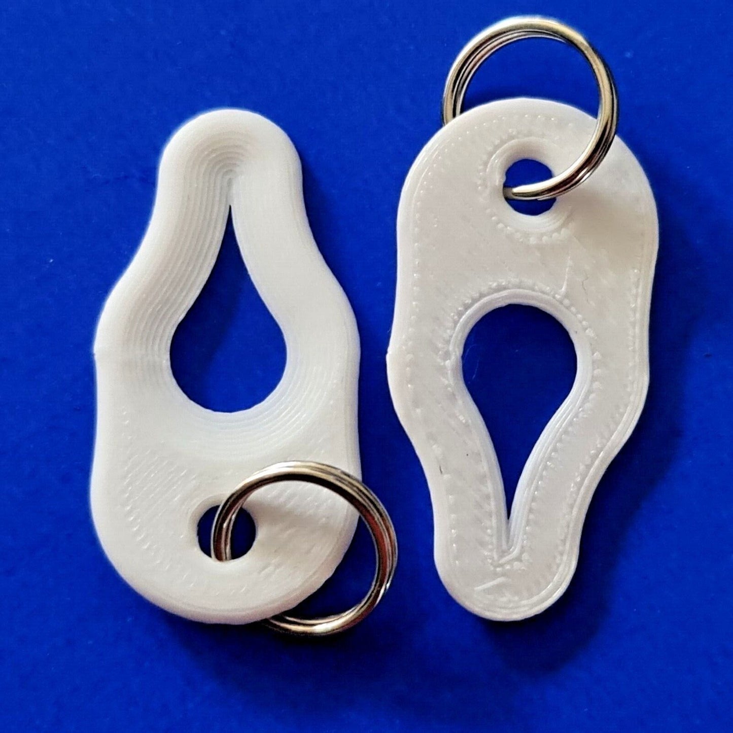 2 x Key Ring Tick Removal Tools White PLA Plastic Biodegradable dog cat horse