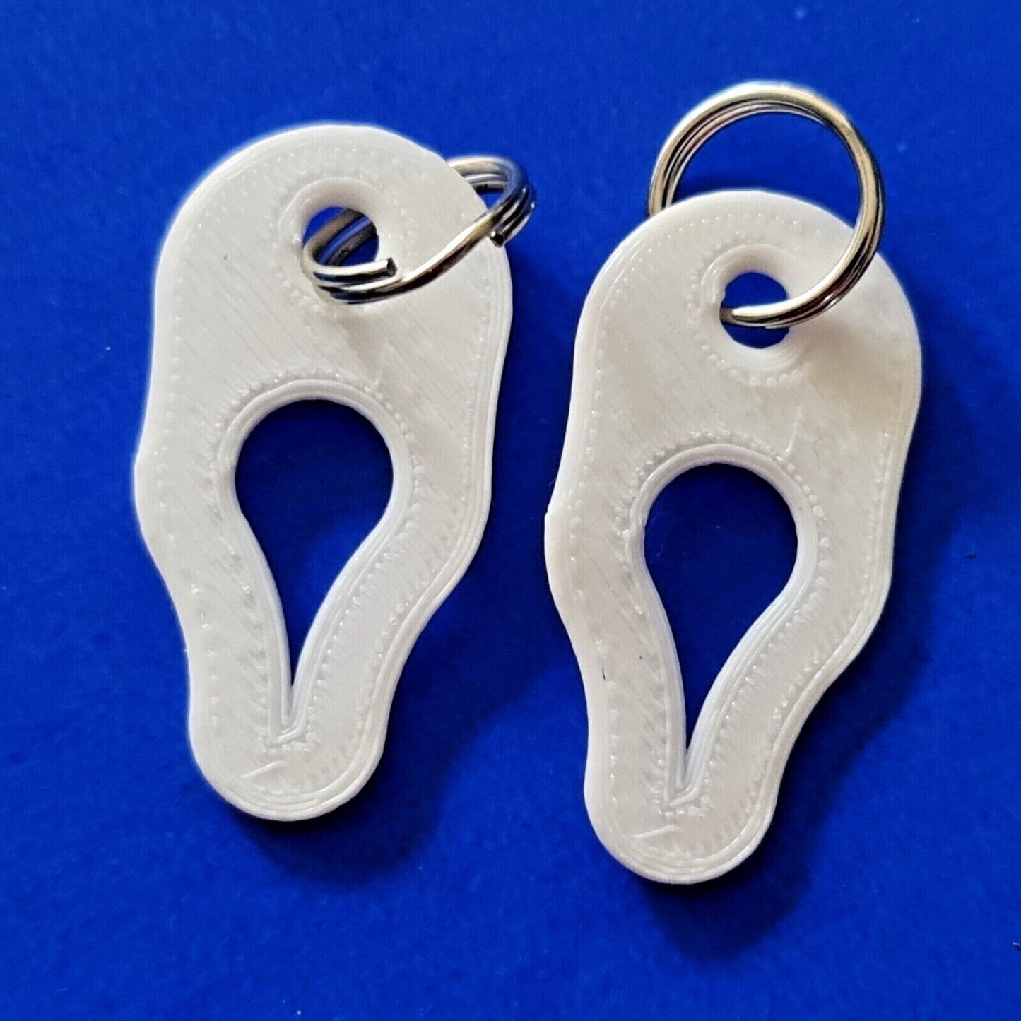 2 x Key Ring Tick Removal Tools White PLA Plastic Biodegradable dog cat horse