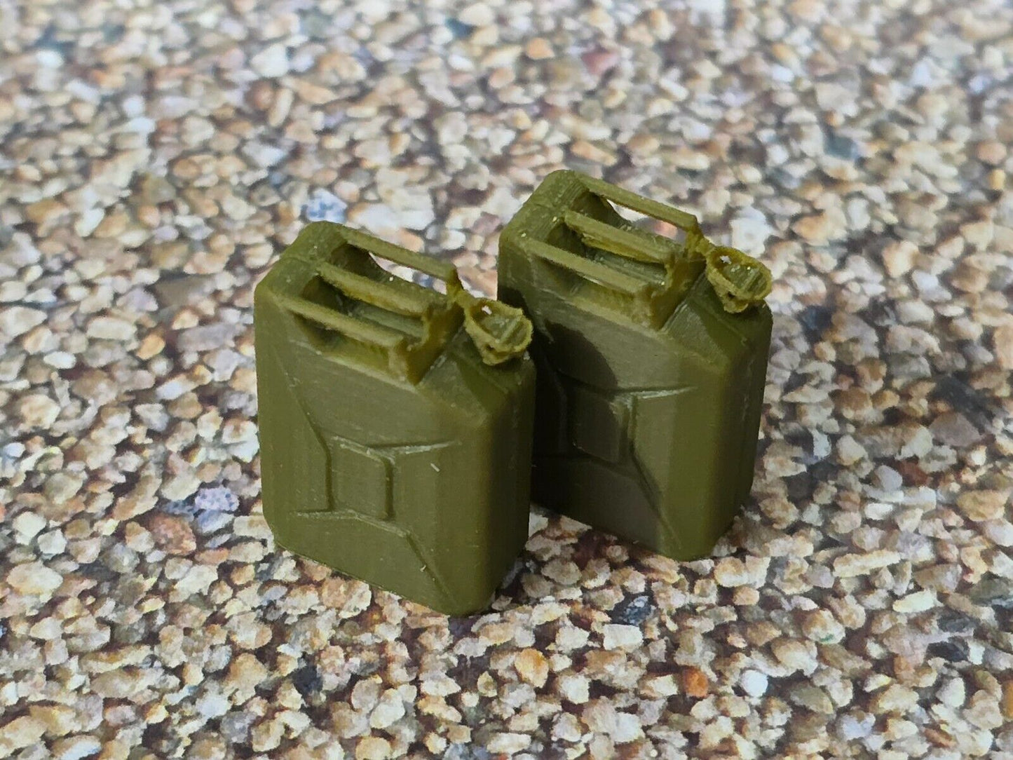 Jerry Can 20L x 2 1:32 Scale 1 Gauge Model Miniature Diorama Scenery