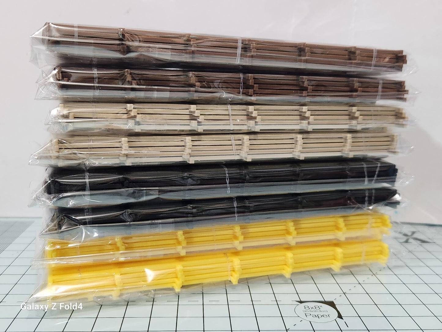 Fencing Railings New 10 to 100 Pack ALL Colours TT Gauge 1:120 Models Railway