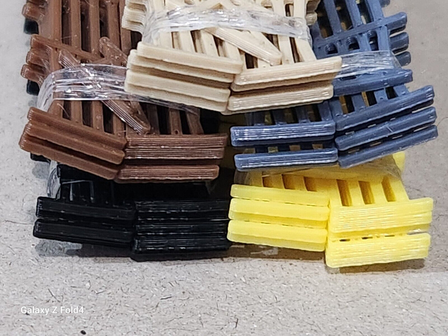 Fencing Railings New 10 to 100 Pack ALL Colours TT Gauge 1:120 Models Railway