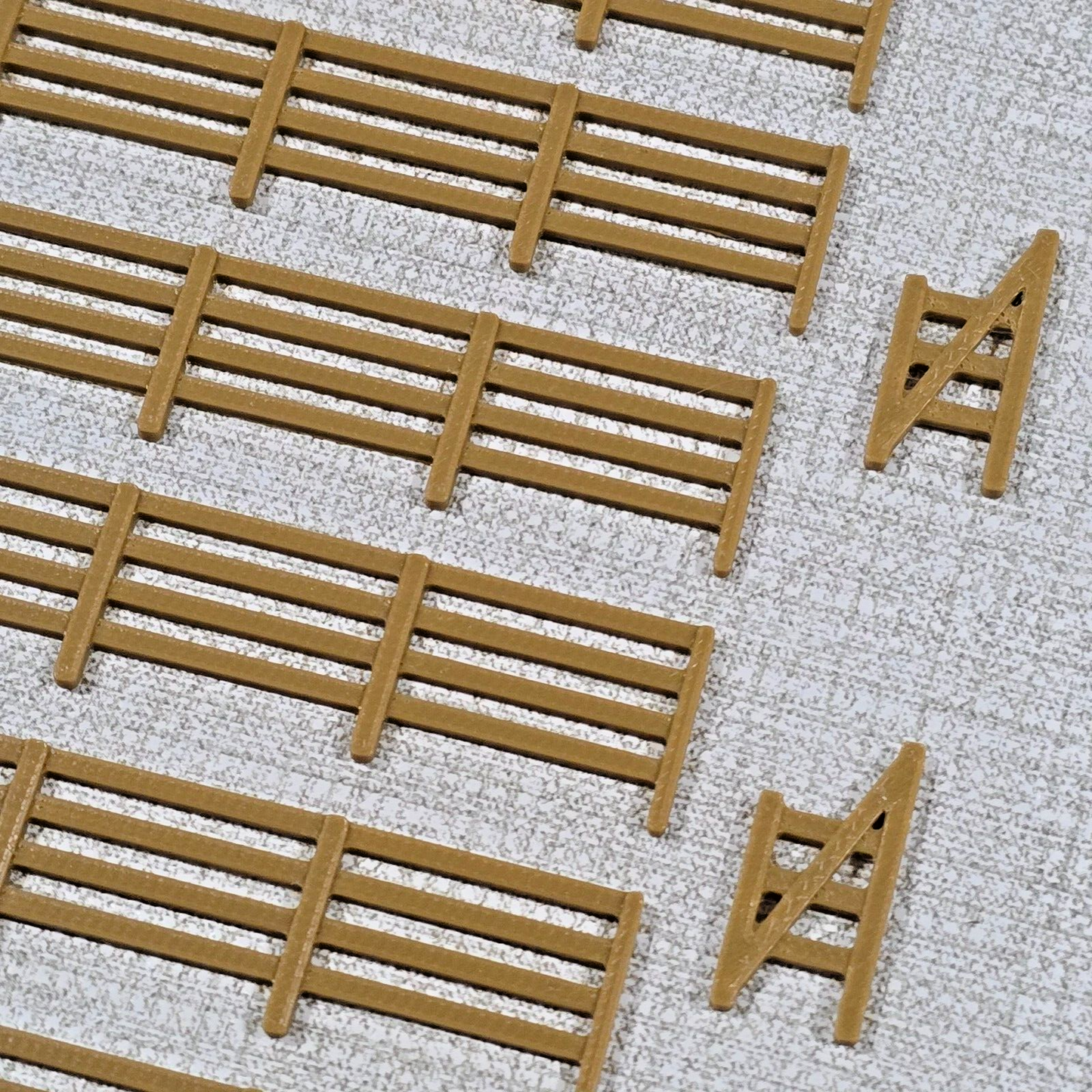 Fencing Railings New 10 to 100 Pack ALL Colours TT Gauge 1:120 Models Railway