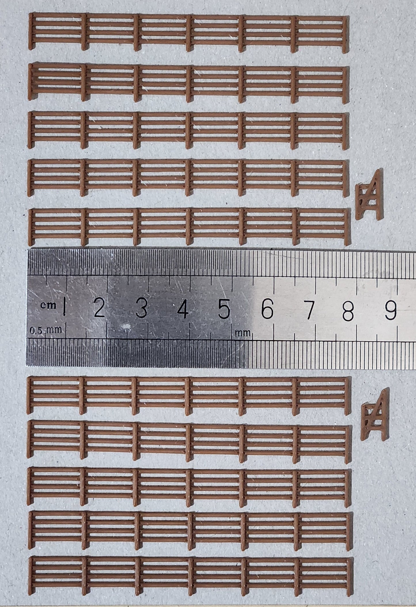 New 10 Pack Brown Fencing Railings N Gauge 1:148 Scale Models Train Railway