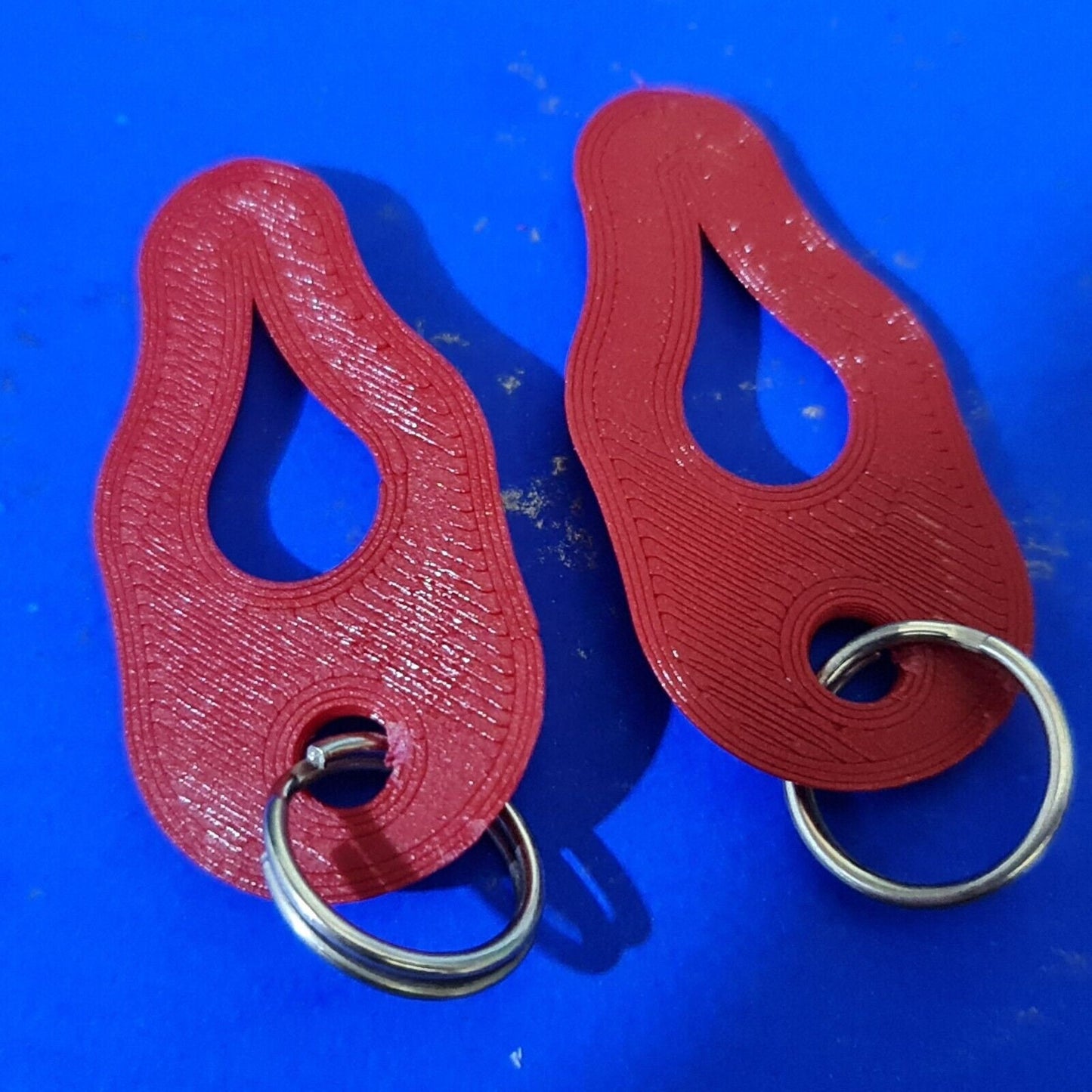 2 x Key Ring Tick Removal Tools Ruby Red PLA Plastic Biodegradable dog cat horse