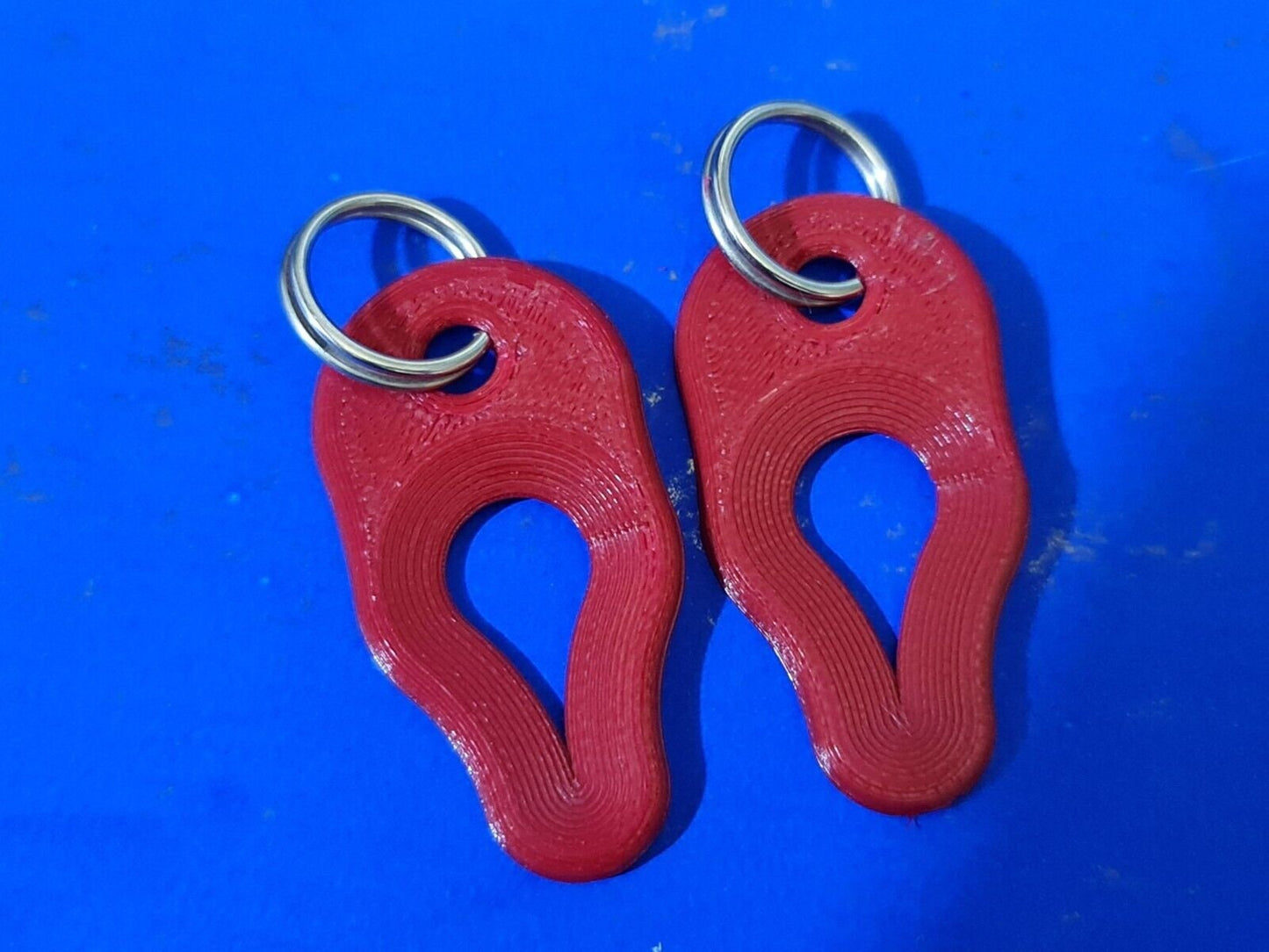 2 x Key Ring Tick Removal Tools Ruby Red PLA Plastic Biodegradable dog cat horse