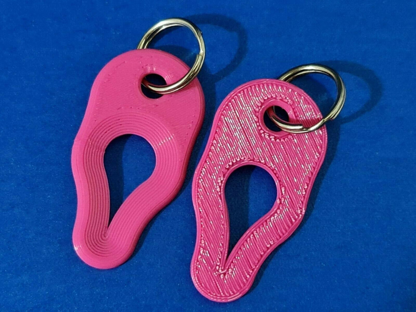 2 x Key Ring Tick Removal Tools Pink PLA Plastic Biodegradable, dog cat horse