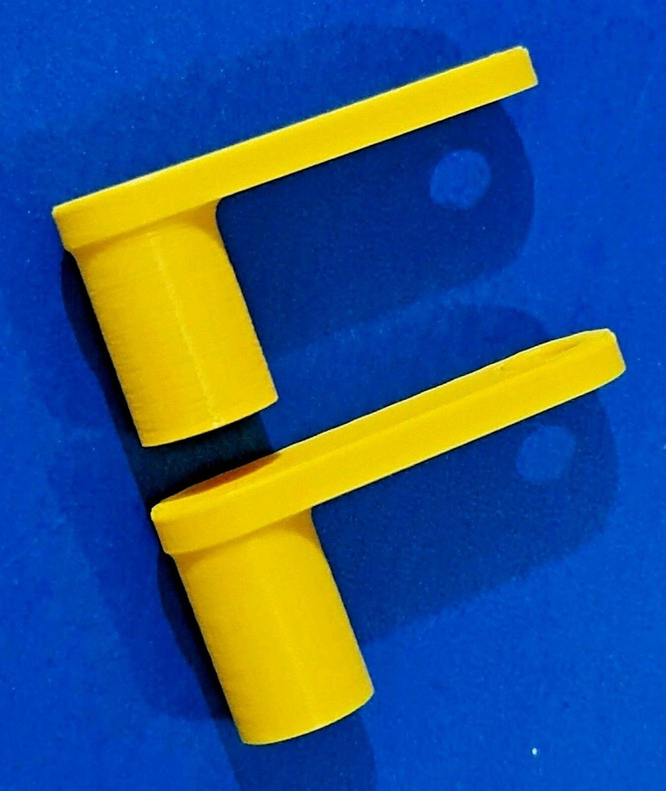 2 x Square 8x8mm Gas Electric Meter Box Utility Key Cupboard Yellow PLA Bio
