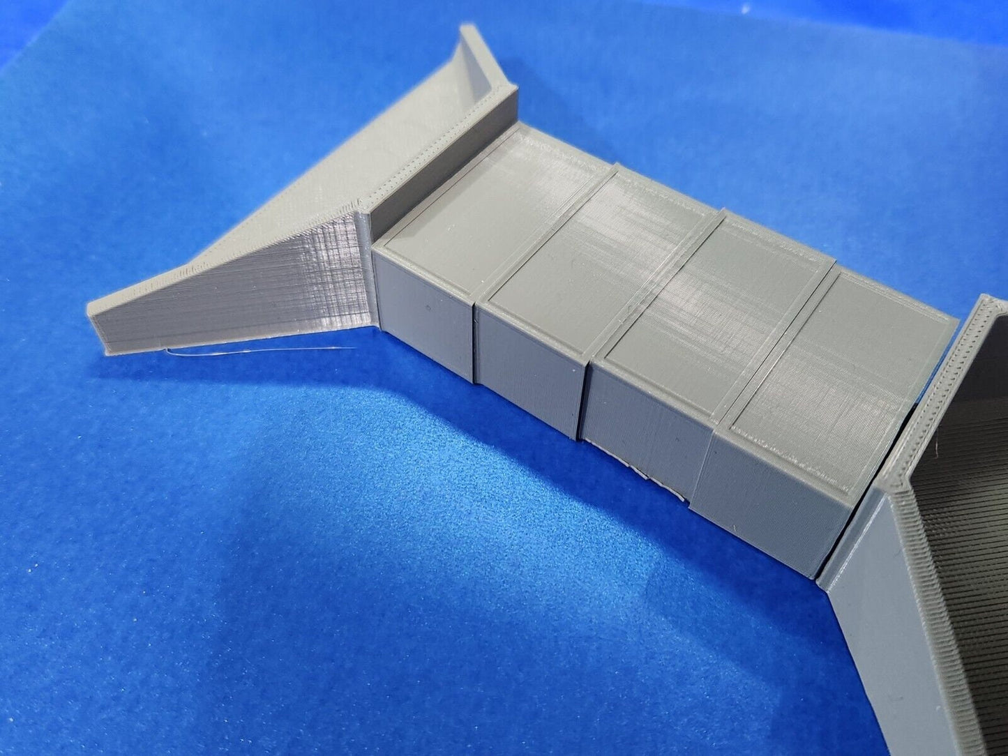 OO Gauge 1:76 Scale 6 Piece Culvert Set 2.5x1.0m in Concrete Grey, Water Outlet