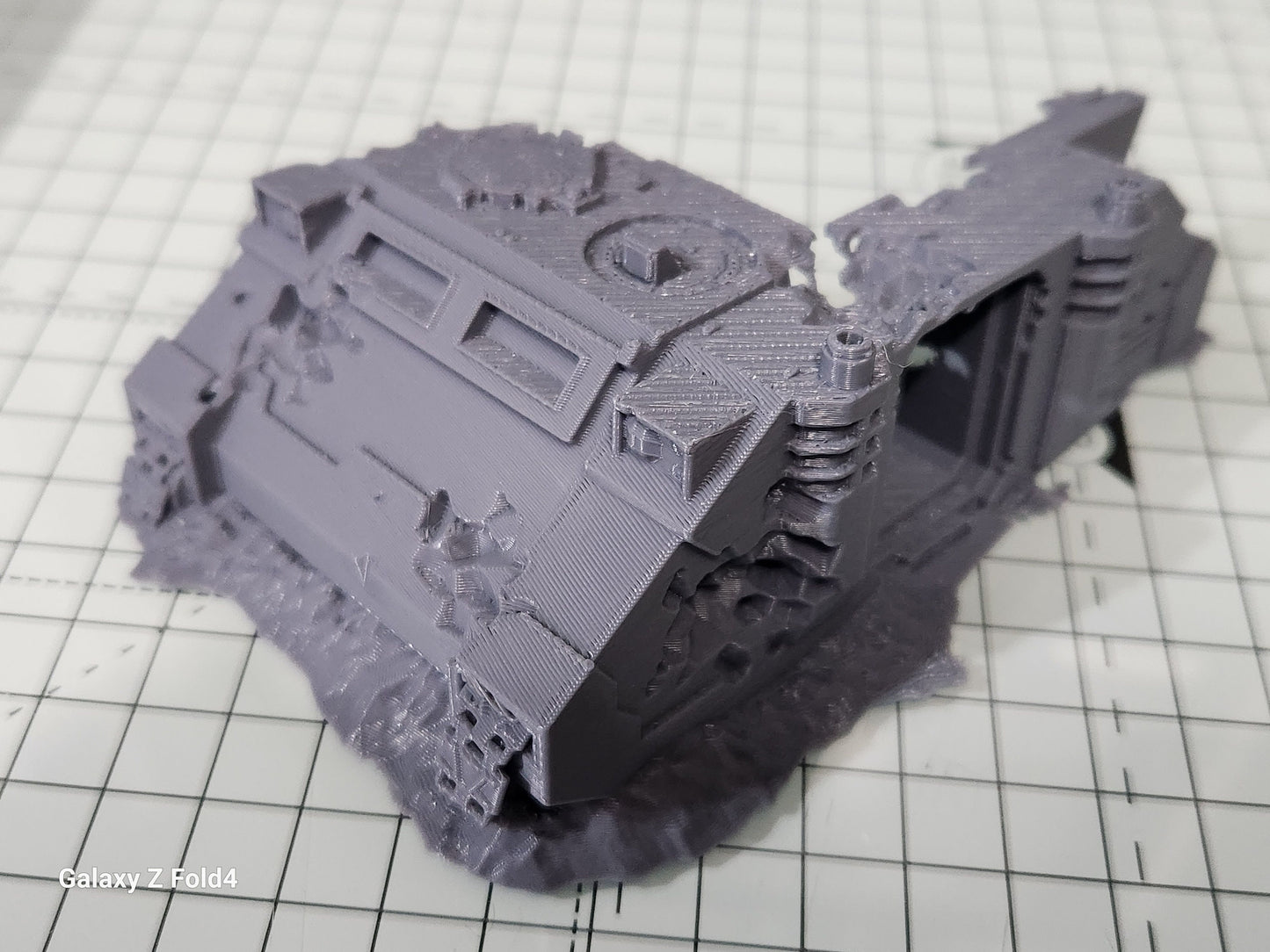 Rhino Wreck Terrain for 28mm Miniatures - War gaming Compatible Scenery