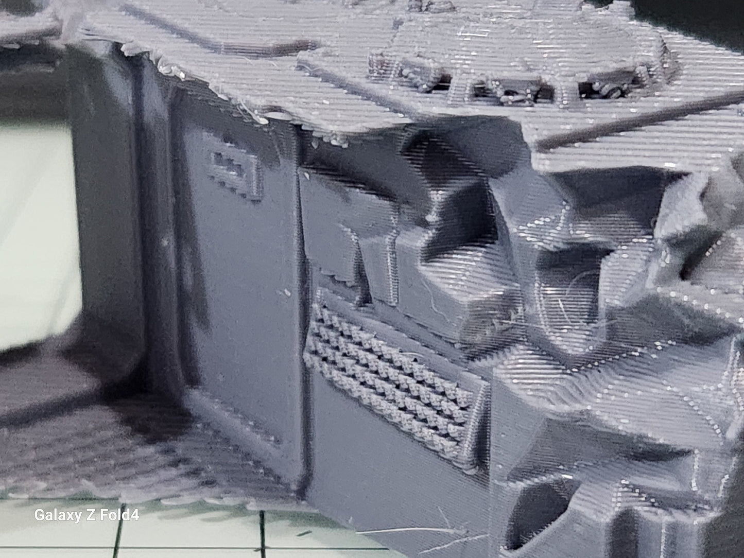 Rhino Wreck Terrain for 28mm Miniatures - War gaming Compatible Scenery