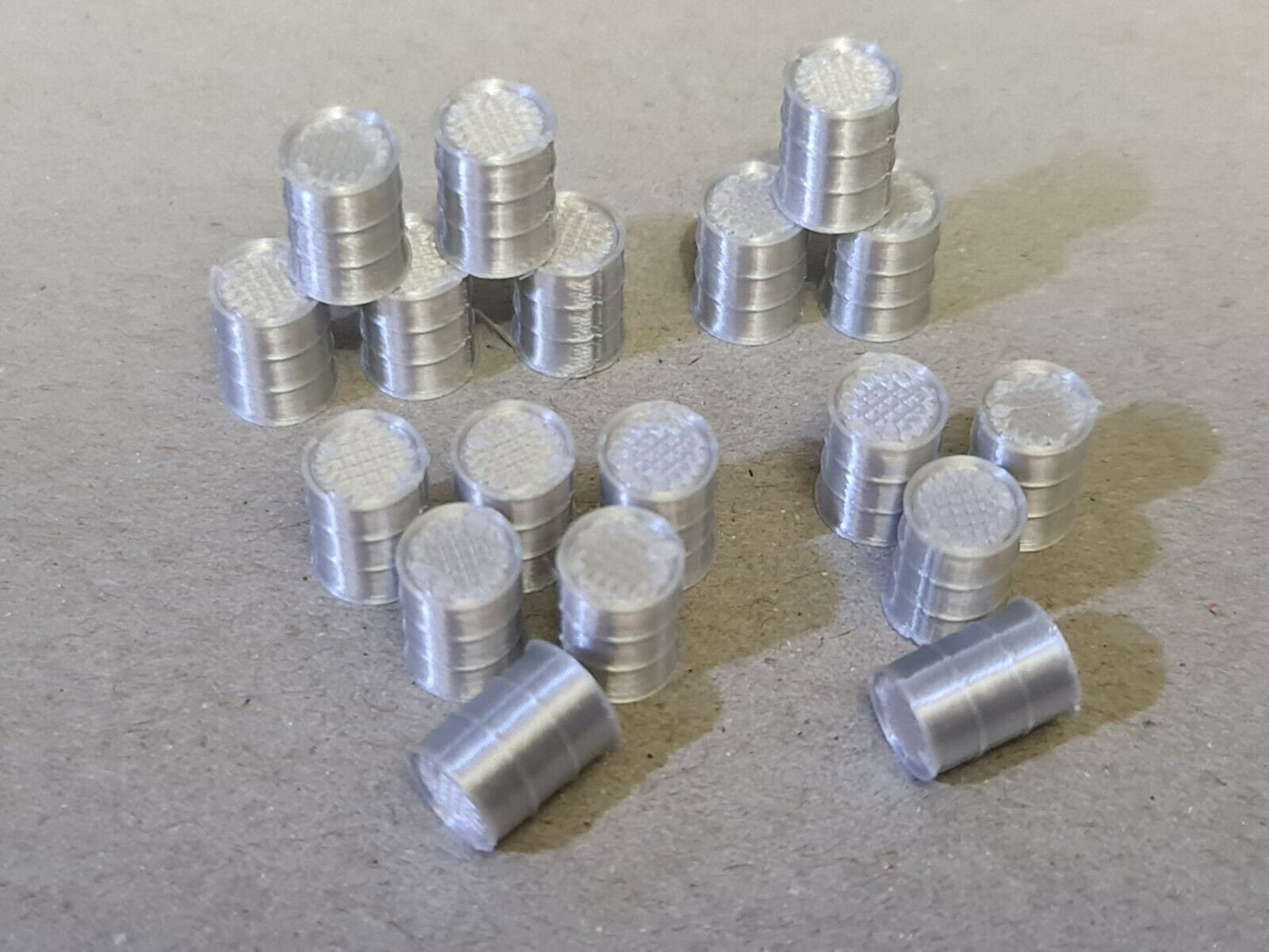 18 New Aluminium Oil Drum Barrels 1:43 Scale Models diorama accessories Truck