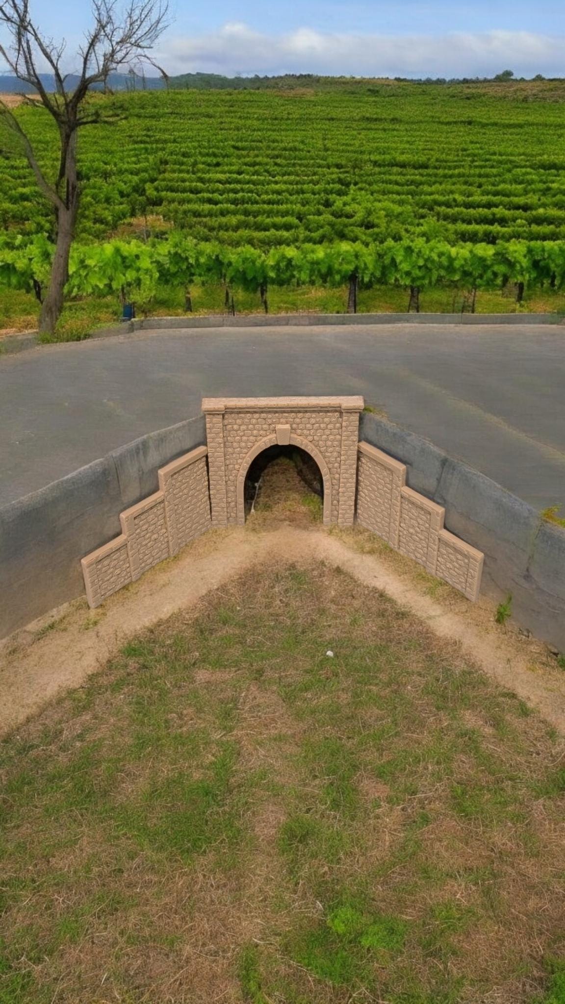 Z Gauge Tunnel Single Track Stone Portal with retaining walls Model Railway Train Layout 1:220 Scale