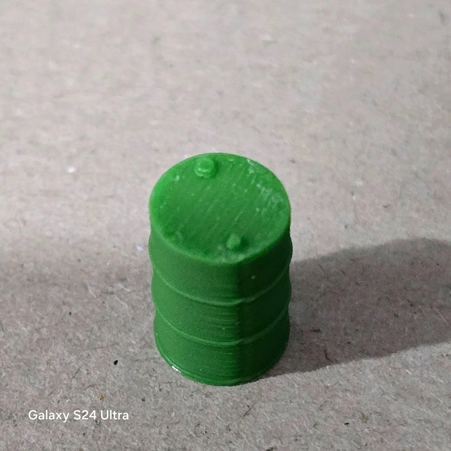 009 00-9 Narrow Gauge Oil Drum Barrels 40 Pack + 10 Pallets 1:76 Model Railway