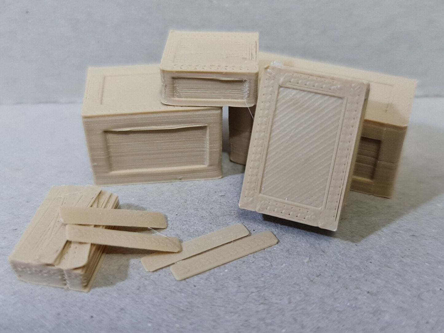 New OO HO Gauge 9pc Wooden Crate & Lumber Set Model Train Railway Freight 1:76