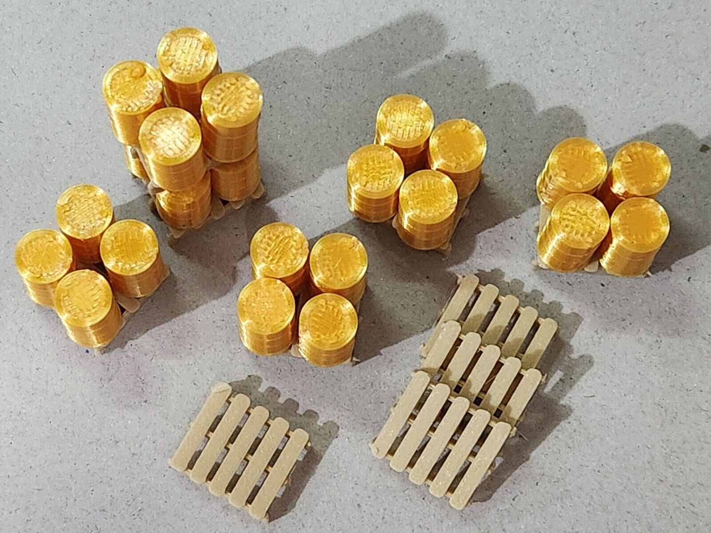 Oil Drum Barrels OO Gauge Gold 24 Pack + 10 wood colour Pallets Model Railway