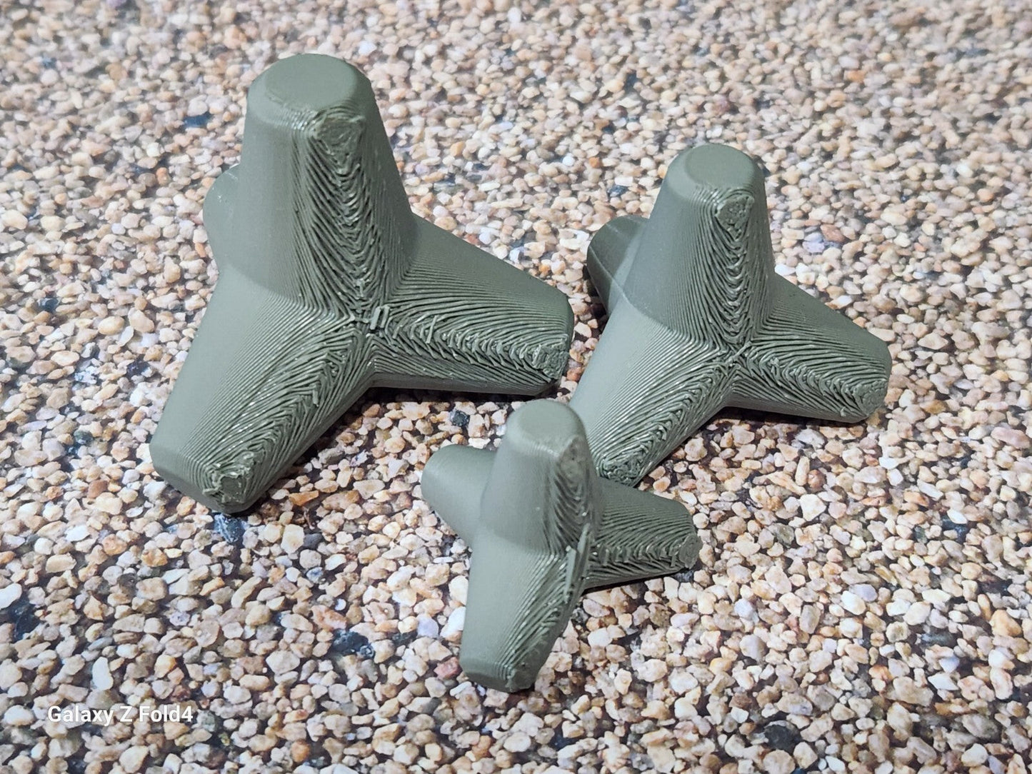 Pack of 10 Concrete Tetrapods N Gauge OO Gauge 6ft 8ft 10ft most scales sizes