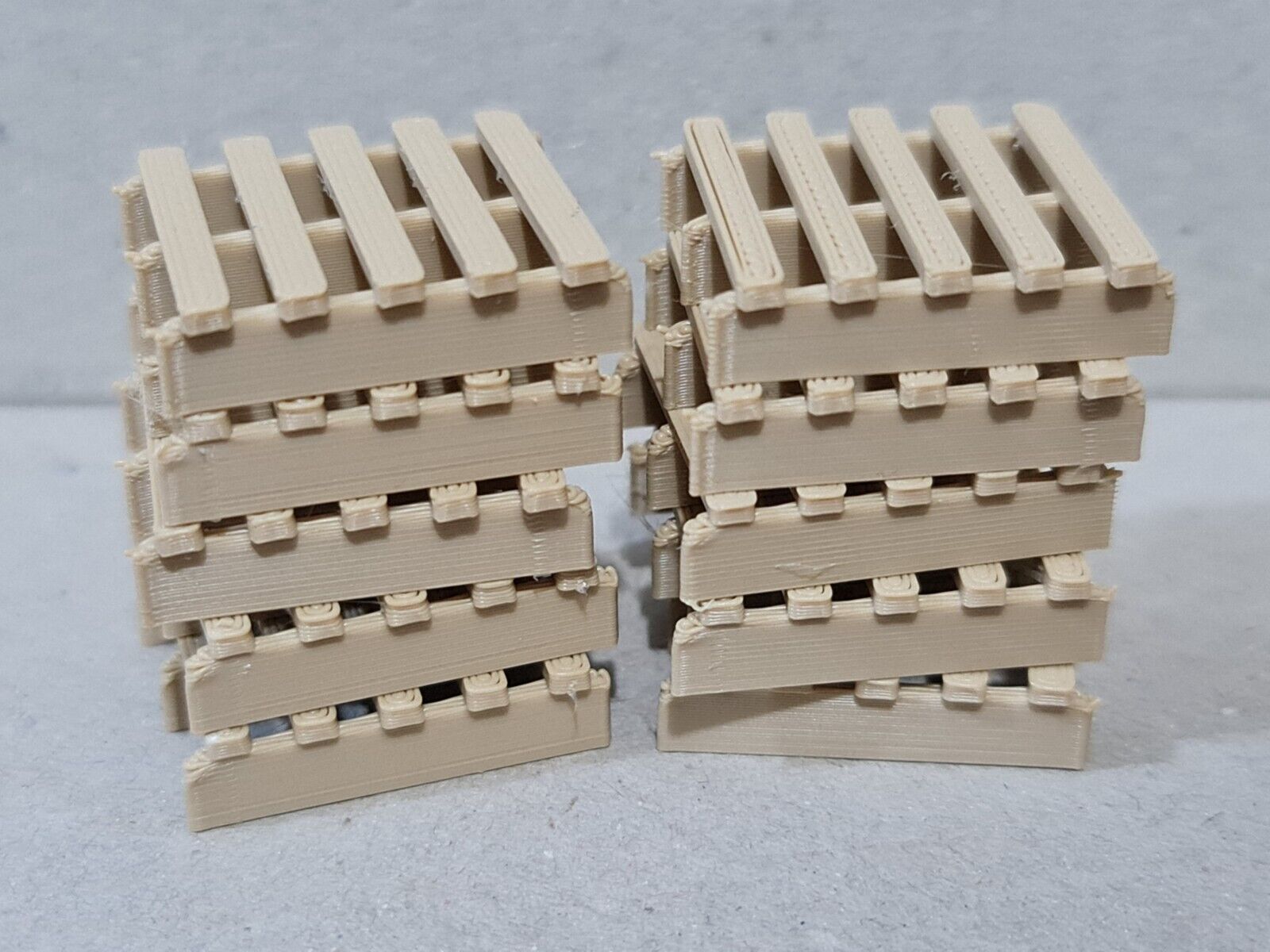 009 00-9 Narrow Gauge Wood Colour Pallets 1:76 Models Train Railway (50 Pack)