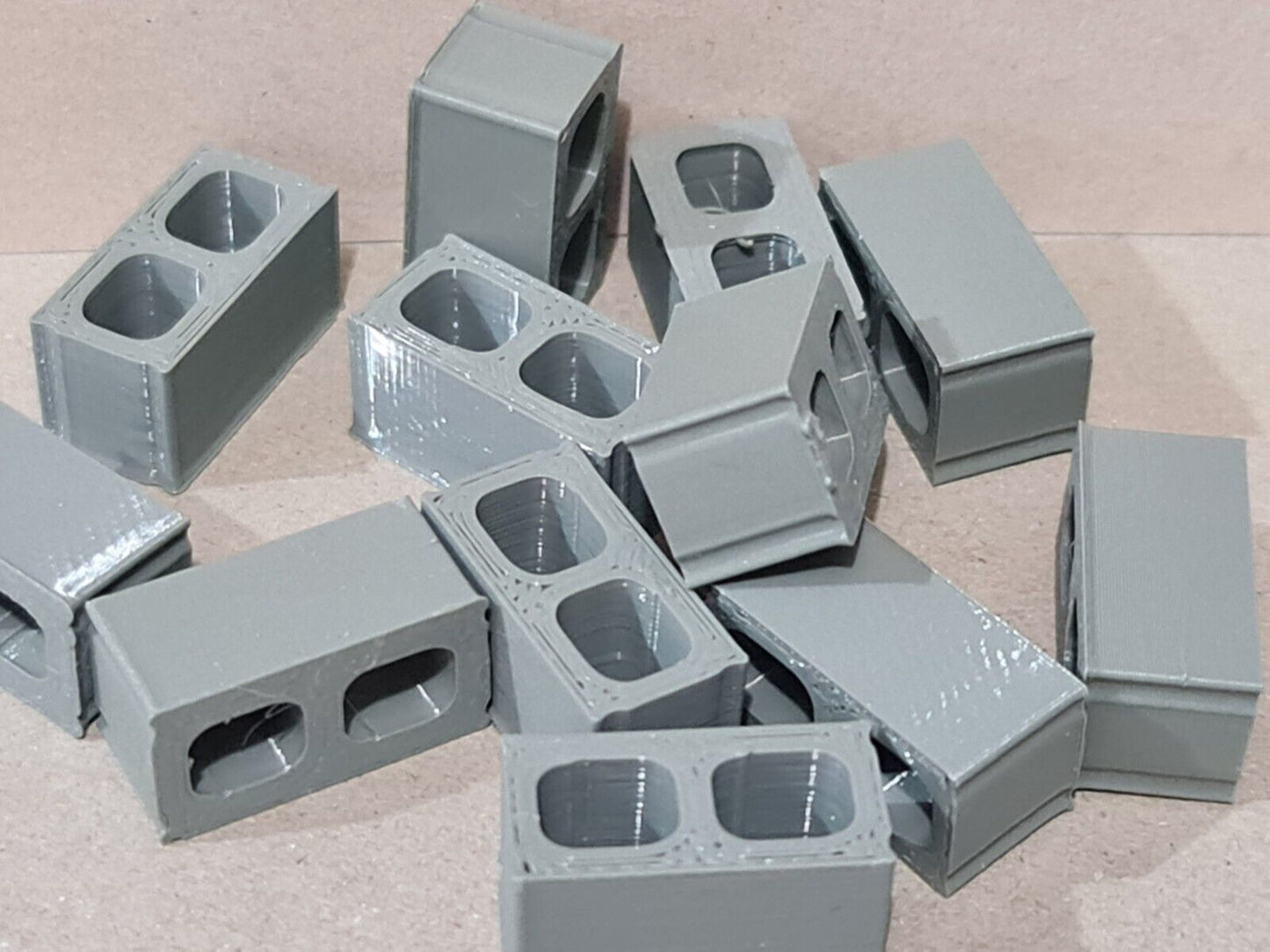 New 12 x Concrete Blocks 16mm 1:19 Scale Models Train Garden Railway