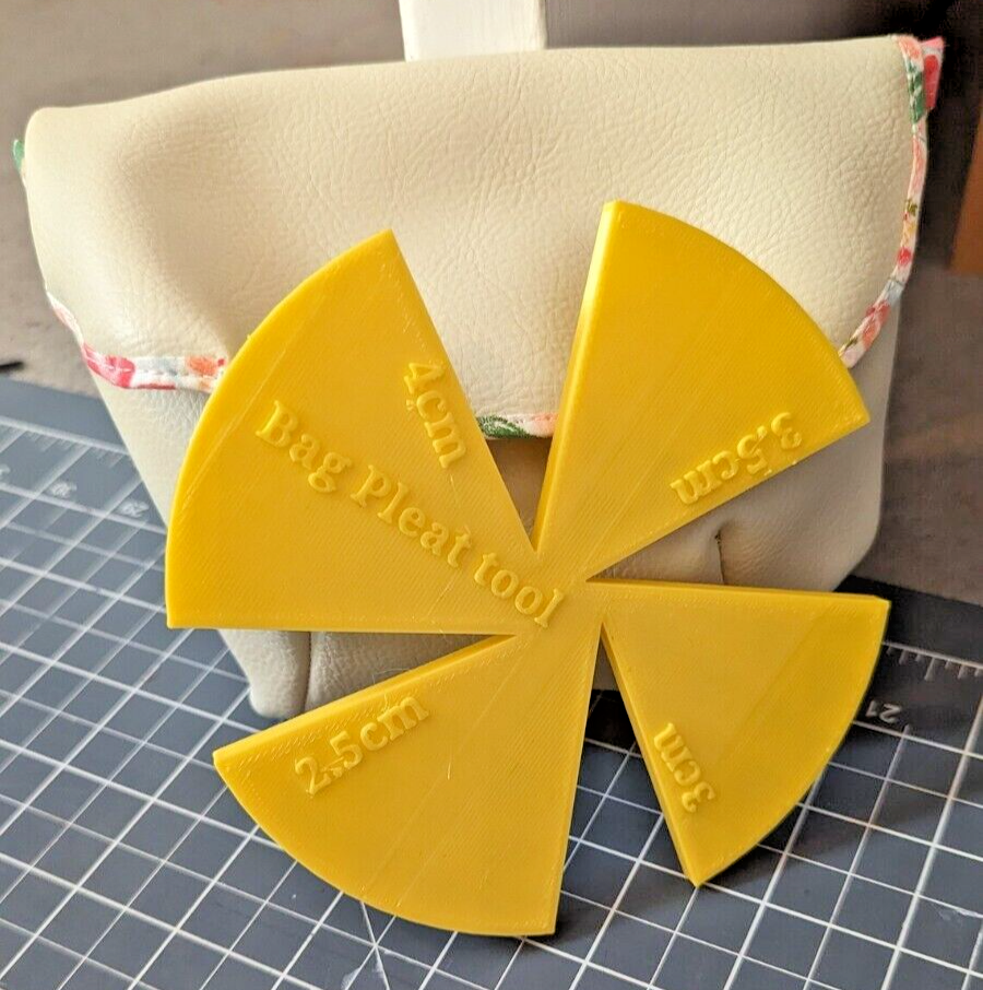 Pleat & Clutch Bag Sewing Guide Precision Ruler Handcrafted bags Emi B Designs