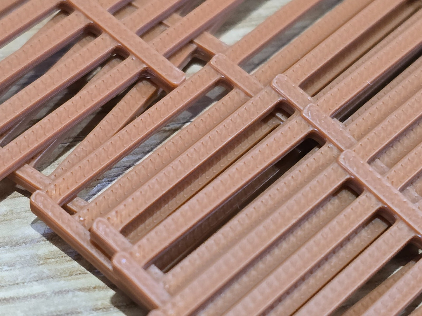 Fencing Railings OO HO New 10 Pack Red-Brown Gauge 1:76 Scale Models Railway
