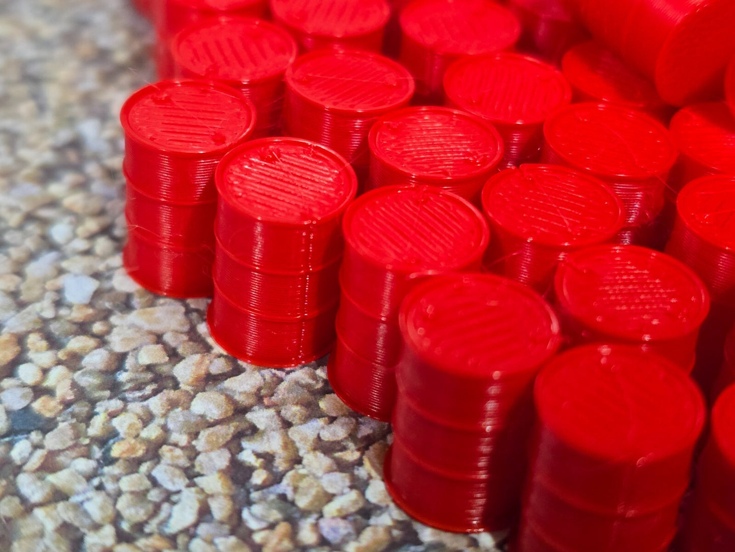 Oil Drum Barrels OO Gauge Red 1:76 Scale Models Train Railway 100 Pack
