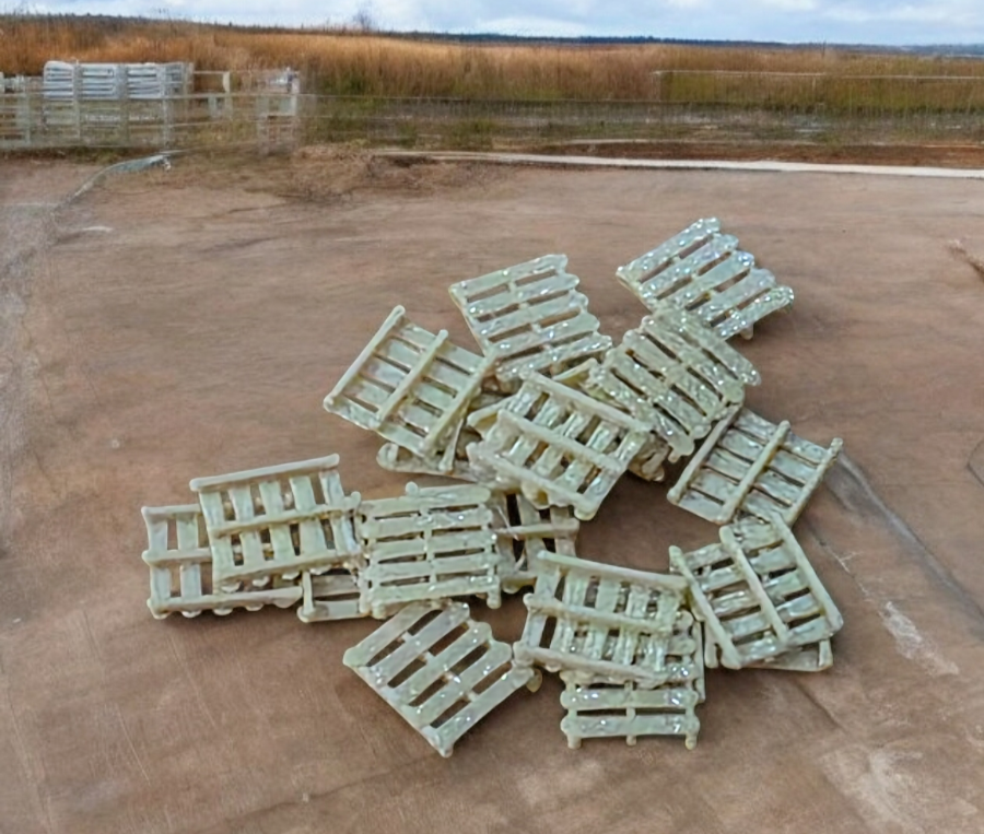 Oil Drum Barrels New 40 Pack + 10 Pallets N Gauge 1:148 Model Railway