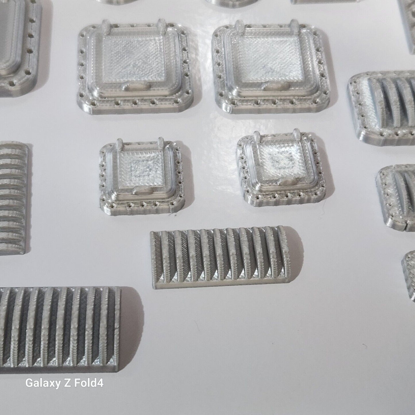 28mm Sci-Fi Greebles Kitbash Set: 42 pcs Cyberpunk Control Panels, Switches