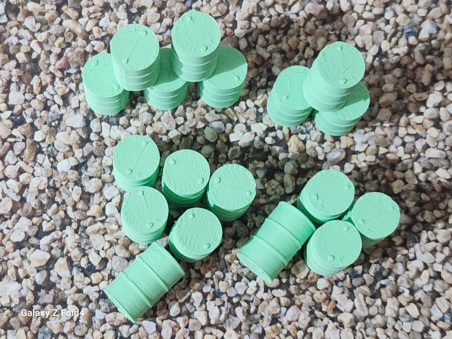 Oil Drum Barrels OO Gauge New Chemical 1:76 Scale Models Train Railway 18 Pack