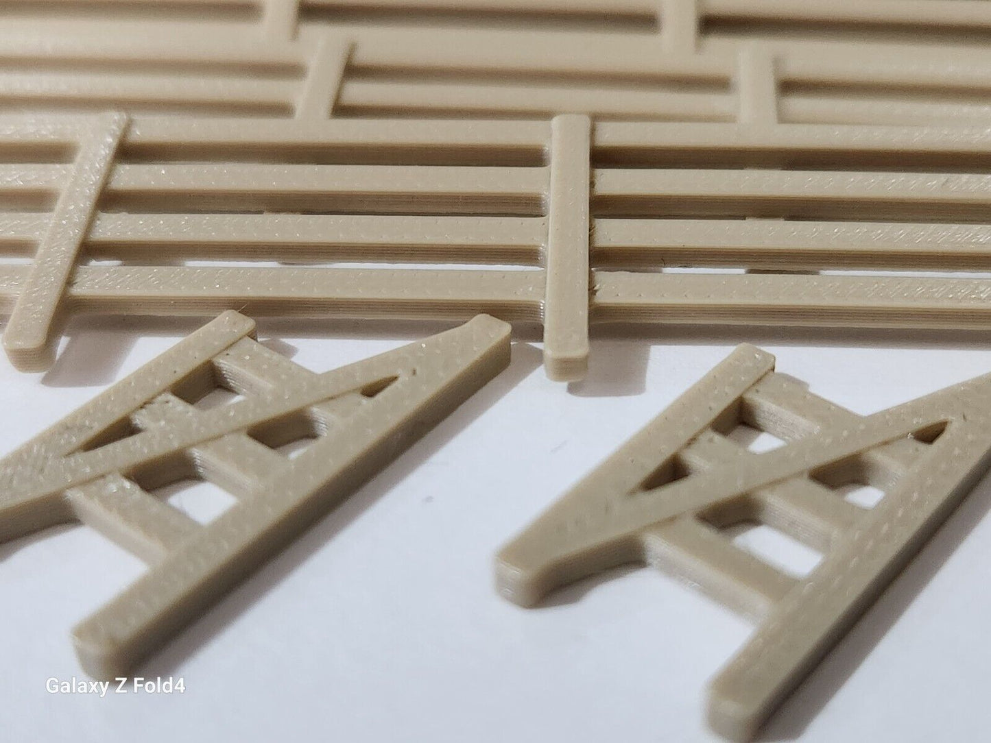 Fencing Railings OO HO New 10 Pack Wood  Gauge 1:76 Scale Models Train Railway