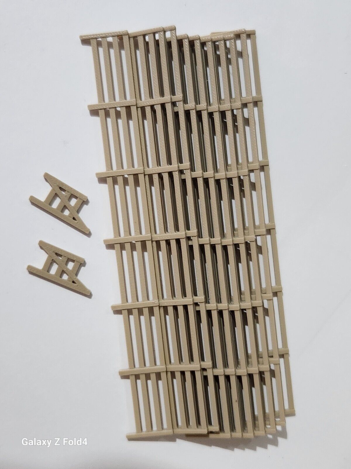 Fencing Railings OO HO New 10 Pack Wood  Gauge 1:76 Scale Models Train Railway