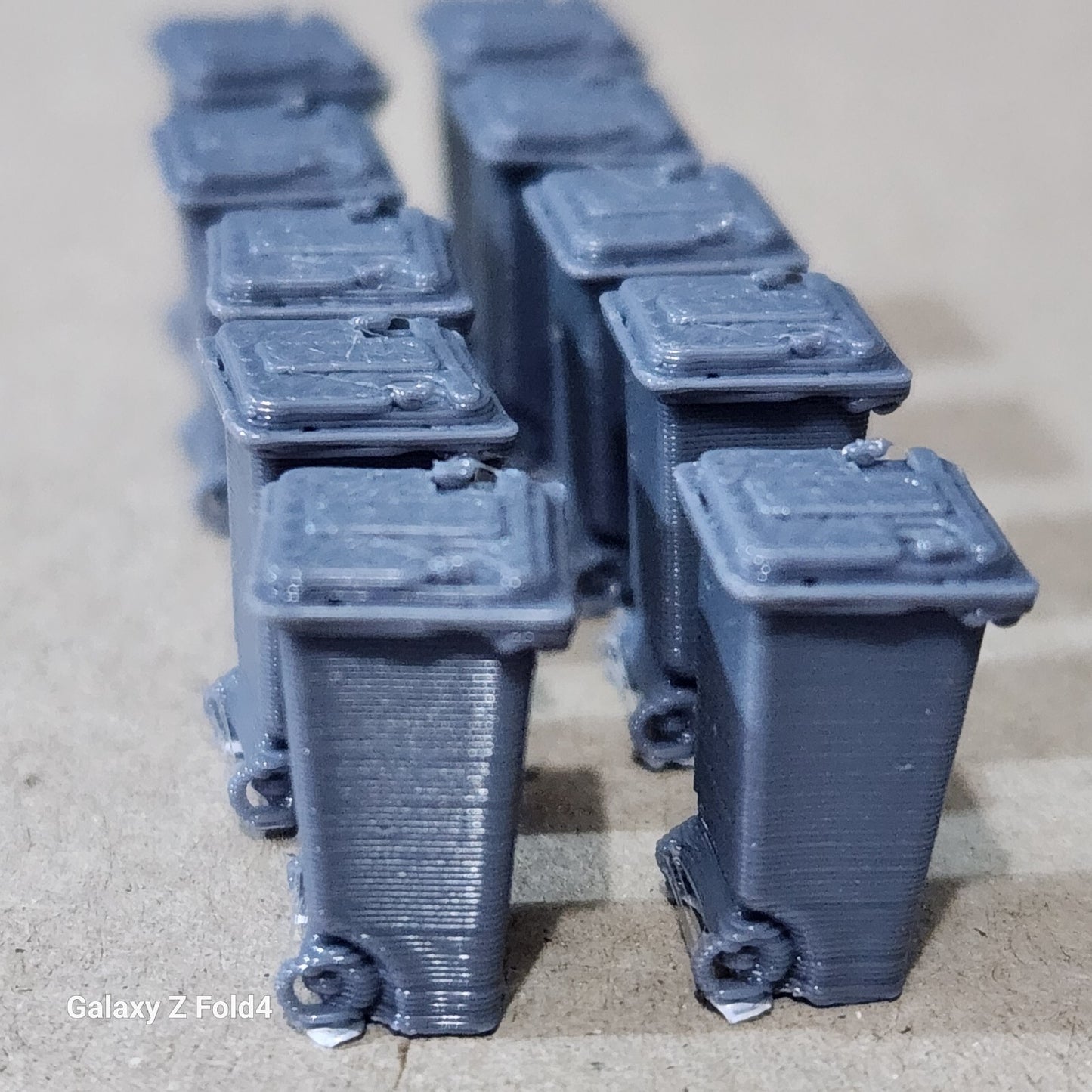 240L Wheelie Bins in OO Gauge - Assorted Colors, 1/76 Scale for Model Railways