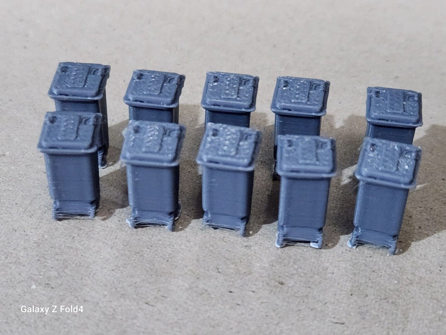 240L Wheelie Bins in OO Gauge - Assorted Colors, 1/76 Scale for Model Railways