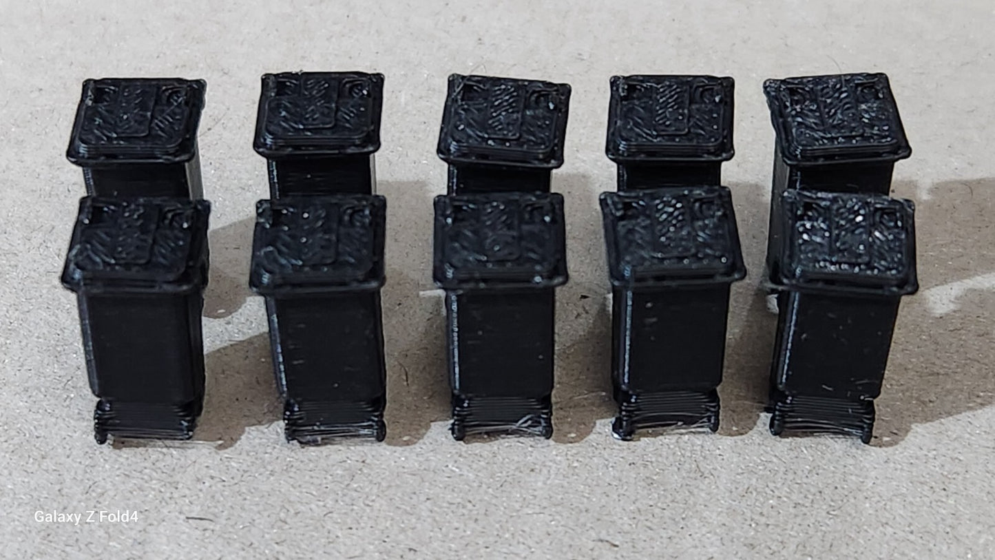 240L Wheelie Bins in OO Gauge - Assorted Colors, 1/76 Scale for Model Railways