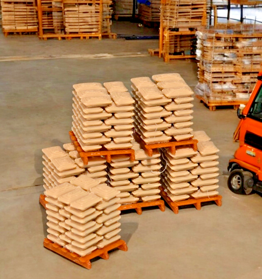 Pallets of Beige Sacks Brown pallet N Gauge 1:148 Scale Models Railway (6 Pack)