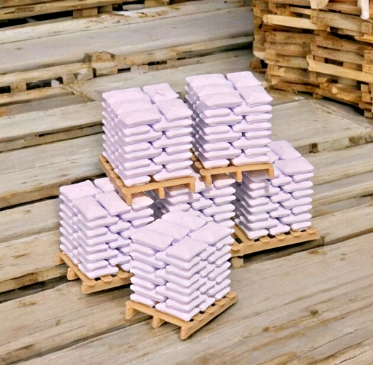 Pallets of white Sacks wood pallet N Gauge 1:148 Scale Model Railway (6 Pack)
