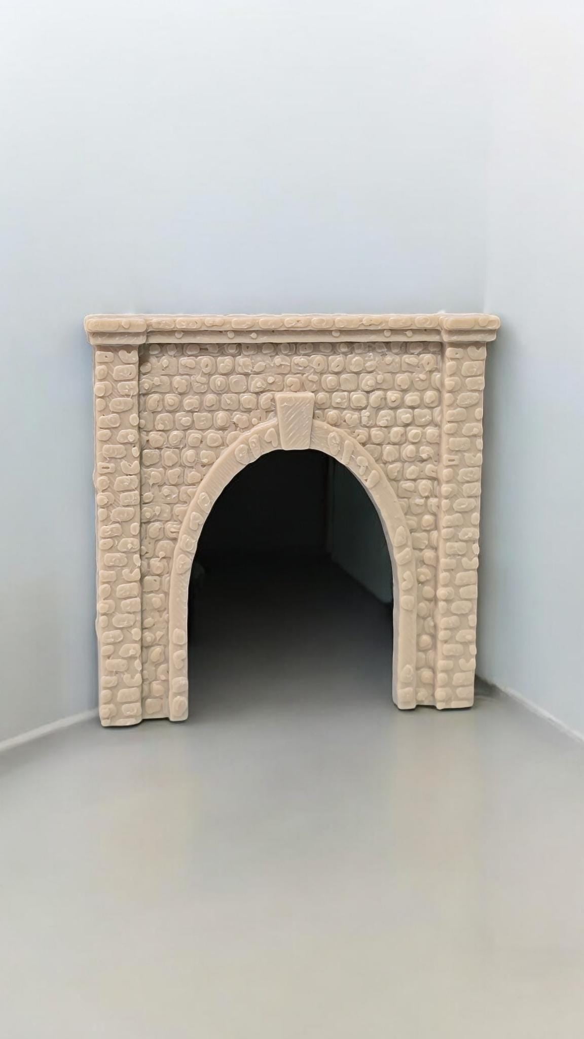 Z Gauge Tunnel Single Track Stone Portal Model Railway Train Layout 1:220 Scale