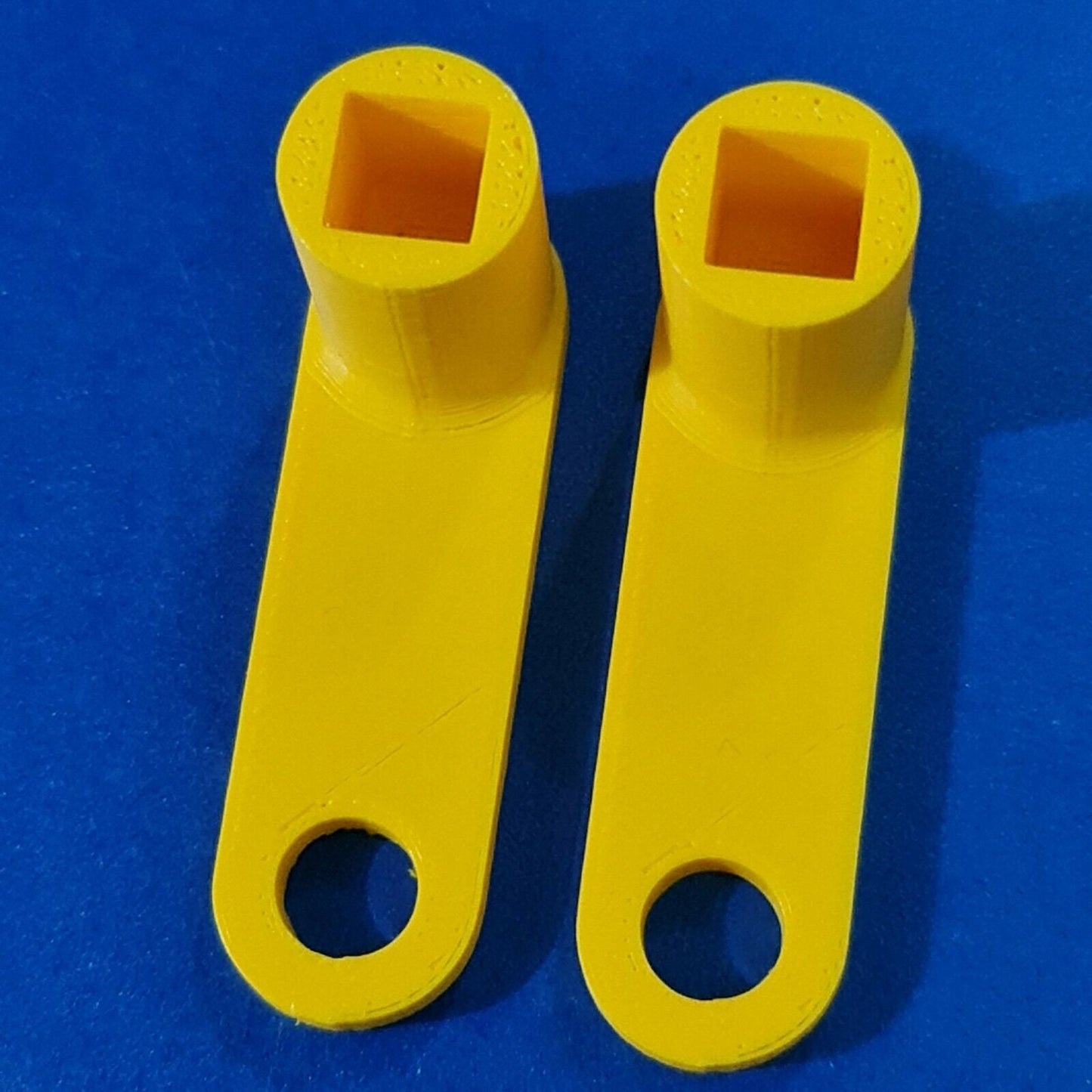 2 x Square 8x8mm Gas Electric Meter Box Utility Key Cupboard Yellow PLA Bio