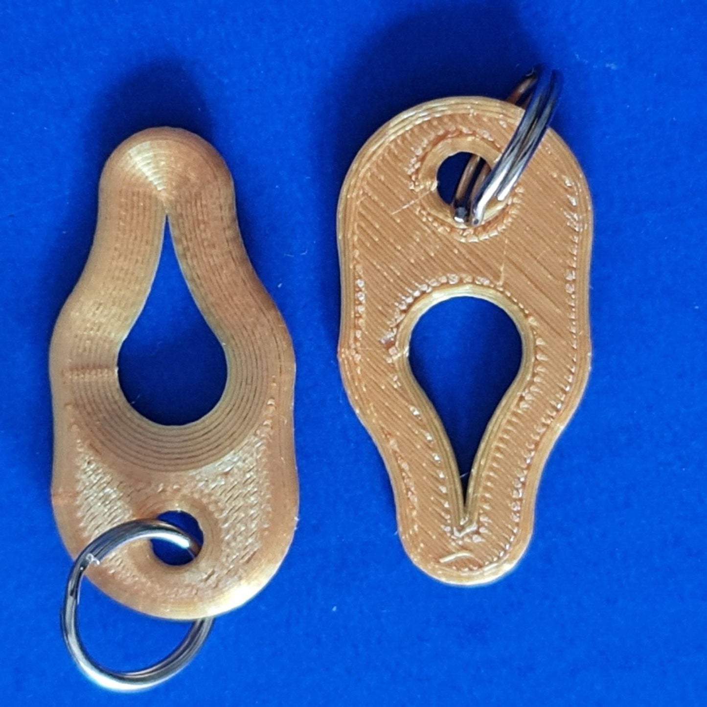 2 x Key Ring Tick Removal Tools Silk Gold PLA Plastic dog cat horse human