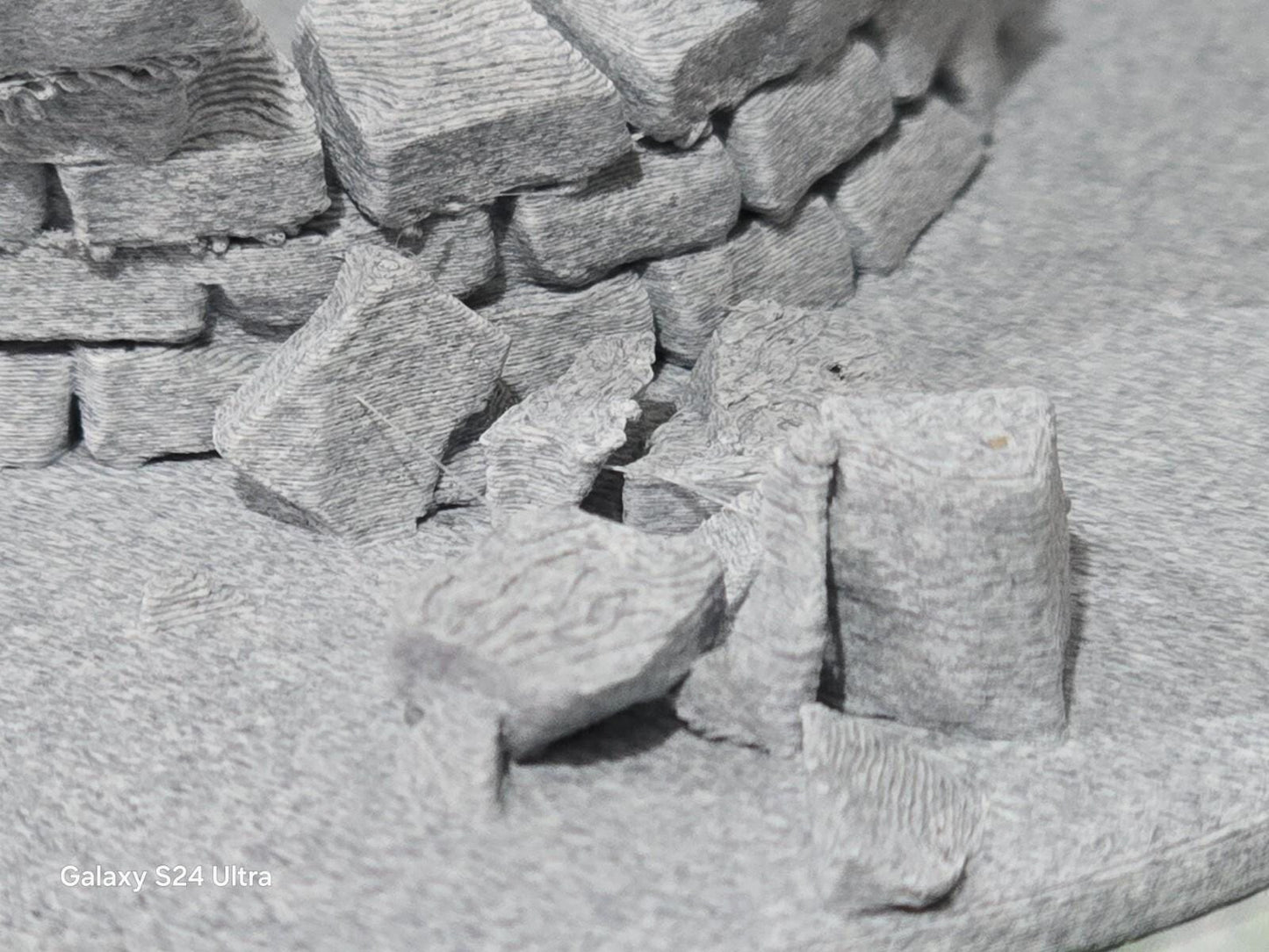 009 00-9 Narrow Gauge Model Railway Stone Well on 58mm base Scenery Terrain