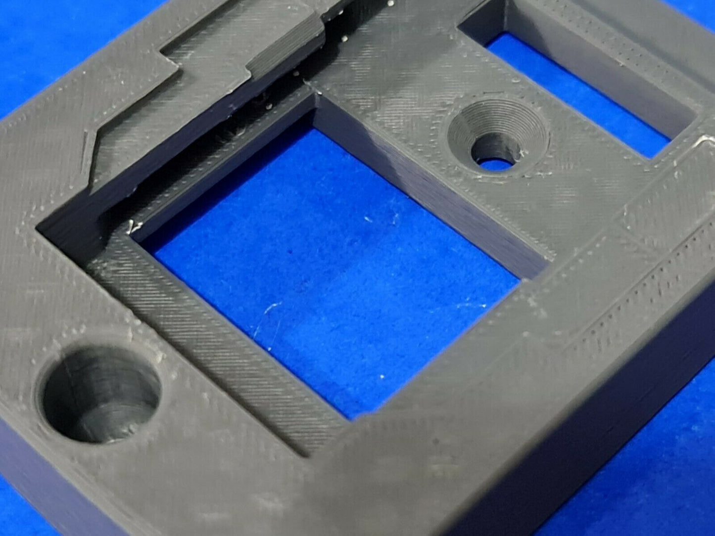 Dewalt Power Tool Battery Holder Bracket for Wall or Shelf Mounting