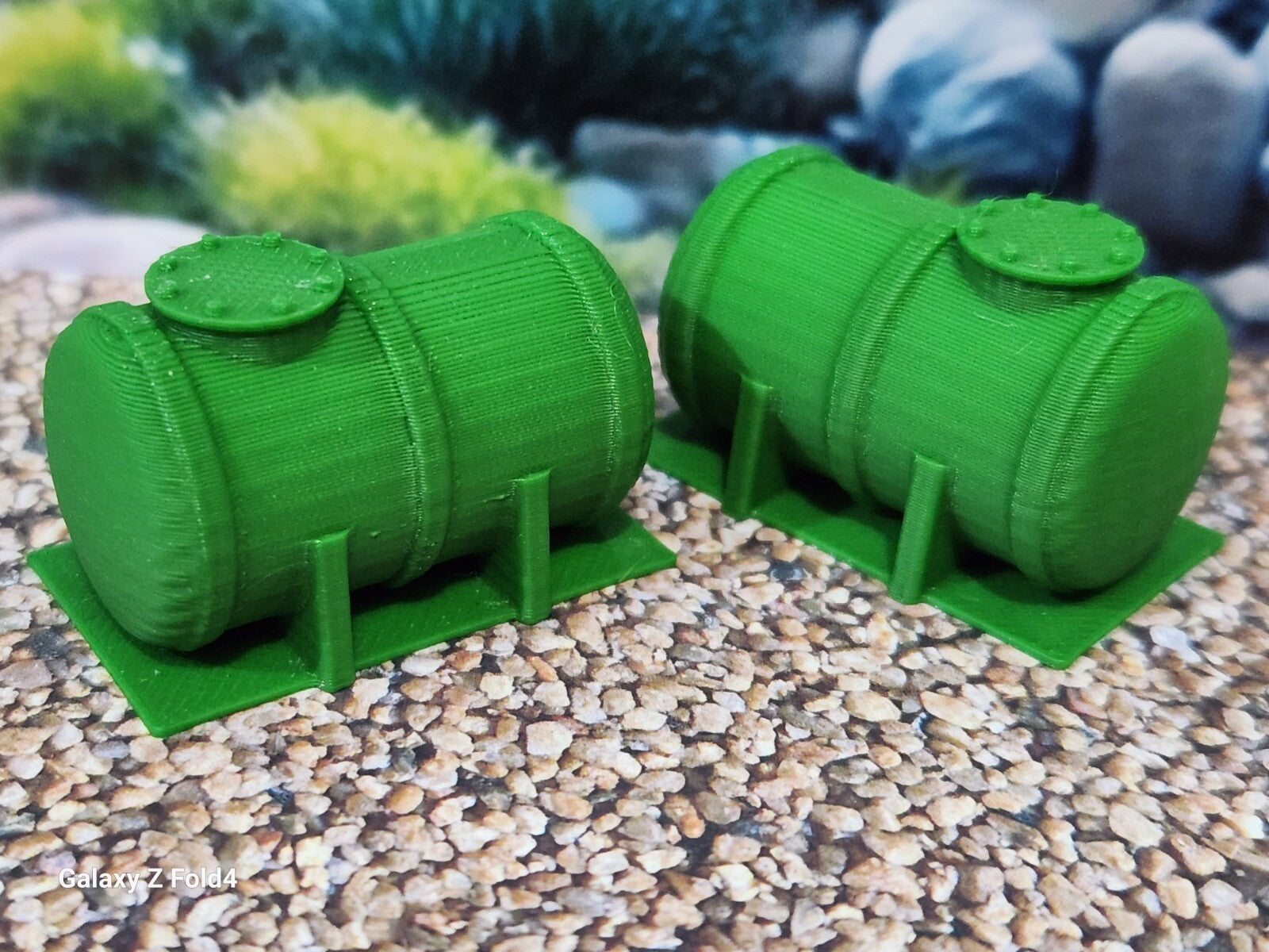 Pack 2 BP Green Gas Fuel Petrol Tank OO Gauge 1:64 Scale Hot Wheel Dioramas