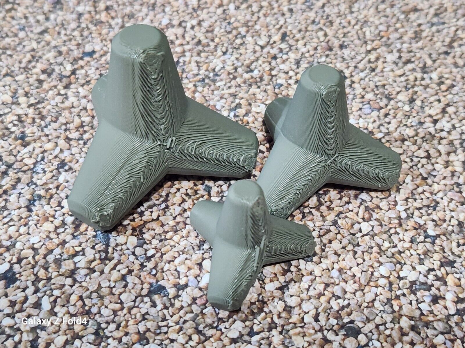Pack of 10 Concrete Tetrapods N Gauge OO Gauge 6ft 8ft 10ft most scales sizes