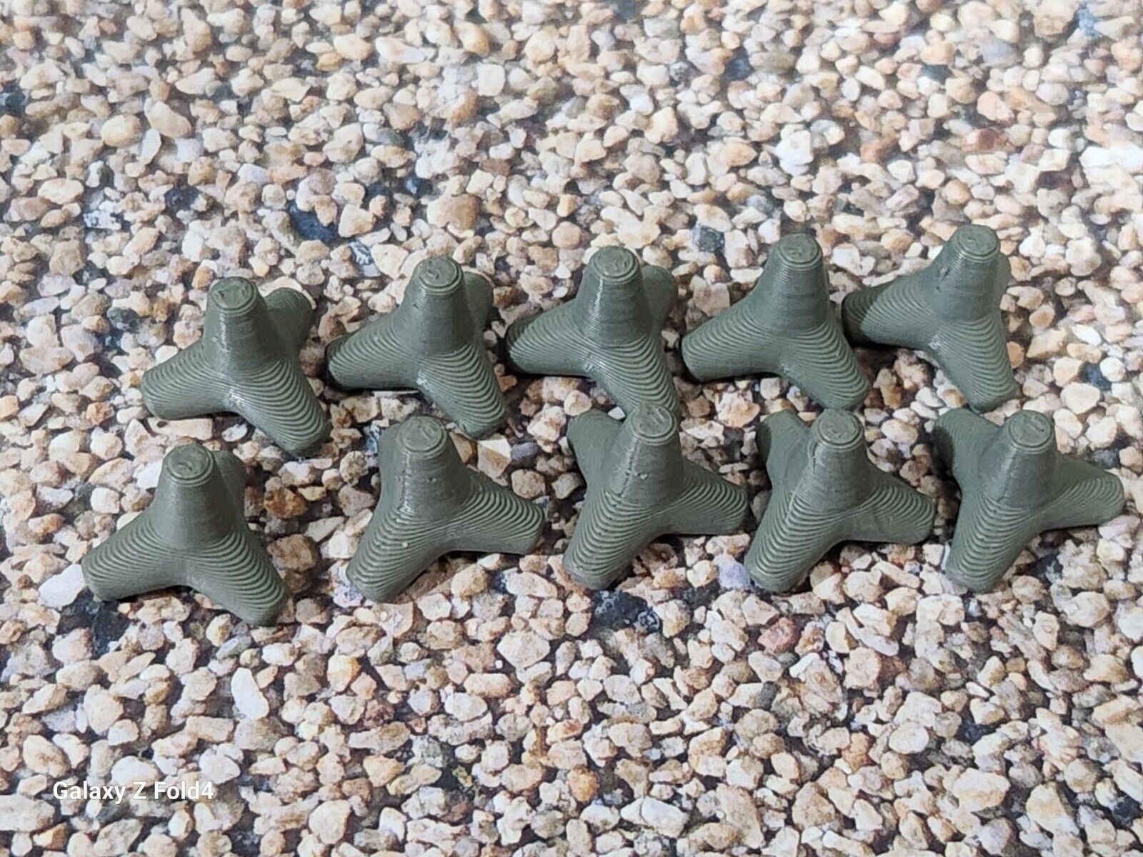 Pack of 10 Concrete Tetrapods N Gauge OO Gauge 6ft 8ft 10ft most scales sizes